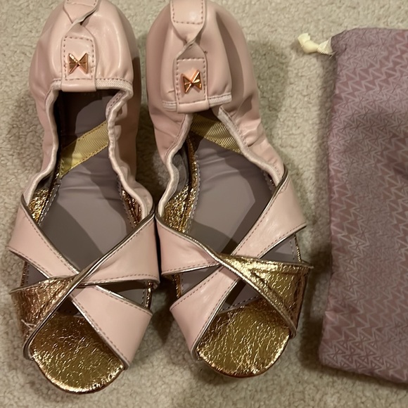 Butterfly Twists Packable Gold Pink Open Toe Ballet Flats - Picture 2 of 2